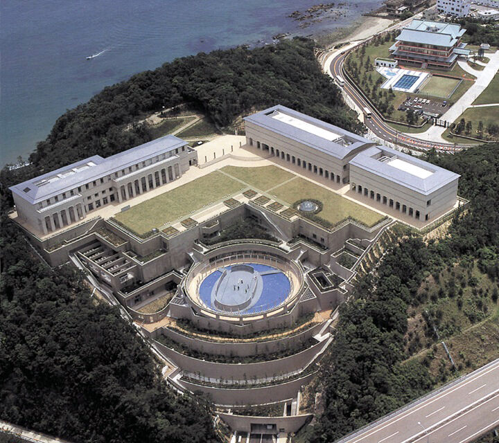 大塚国際美術館：坂倉建築研究所のＨＰより
