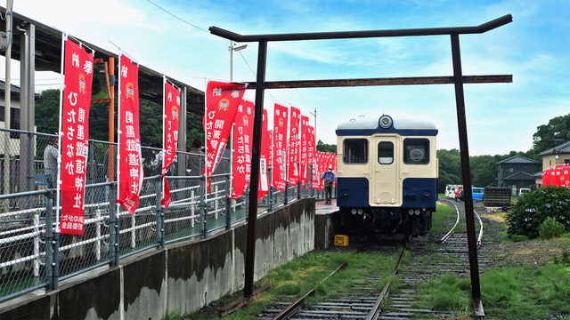開運鐵道神社のご神体・キハ２２２